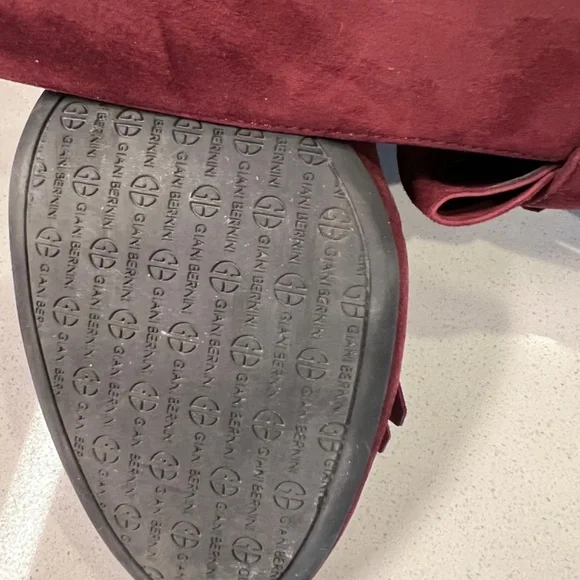 NEW Burgandy Suede Giani Bernini Size 10 Memory foam 2” heels never worn - Picture 2 of 16